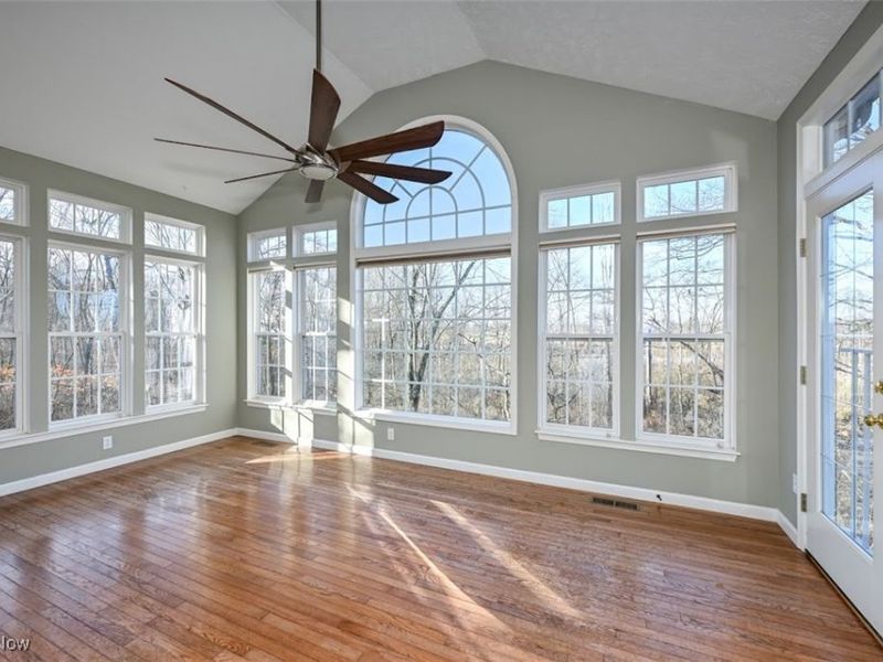 769 Holborn Road, Streetsboro, OH 44241 Photo 4