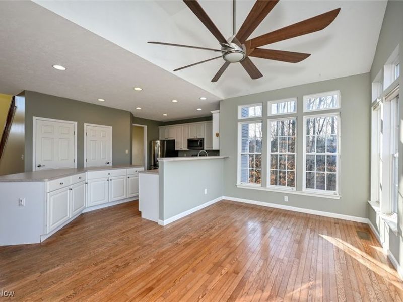 769 Holborn Road, Streetsboro, OH 44241 Photo 9