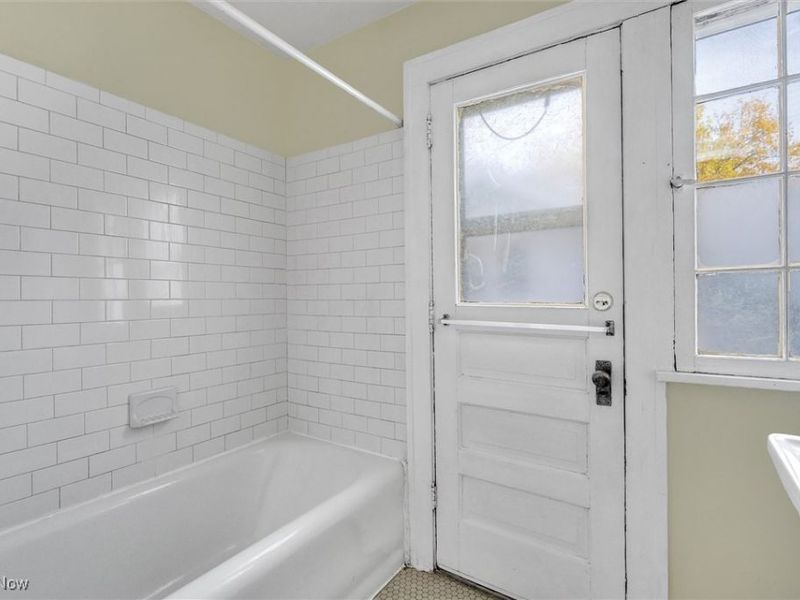 3328 Kildare Road, Unit 2181 Goodn, Cleveland, OH 44118 Photo 15