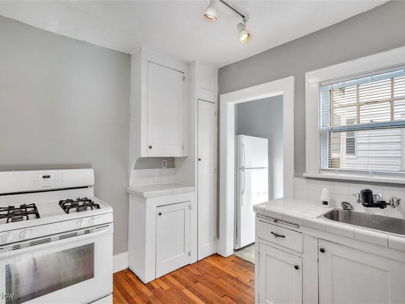 3328 Kildare Road, Unit 2181 Goodn, Cleveland, OH 44118 Photo 9