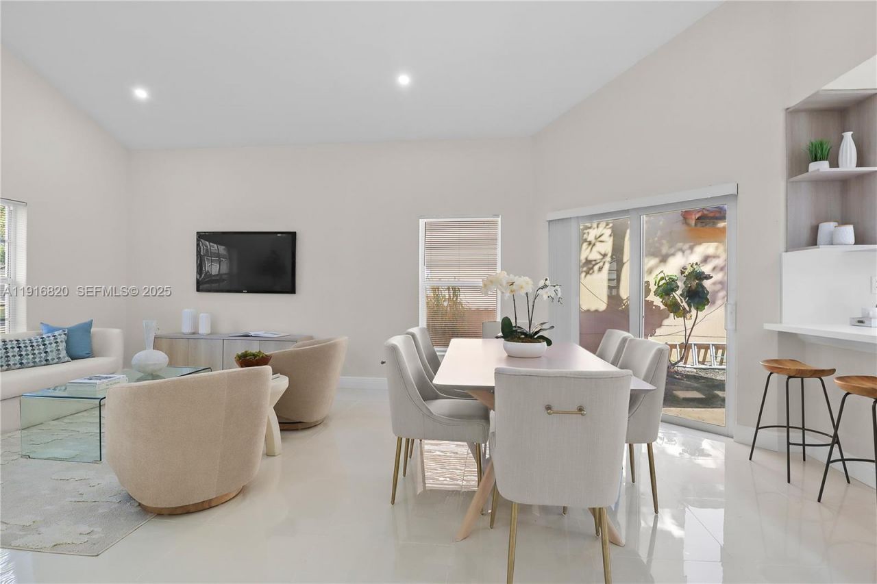 1223 NW 125th Ter, Sunrise, FL 33323 Photo