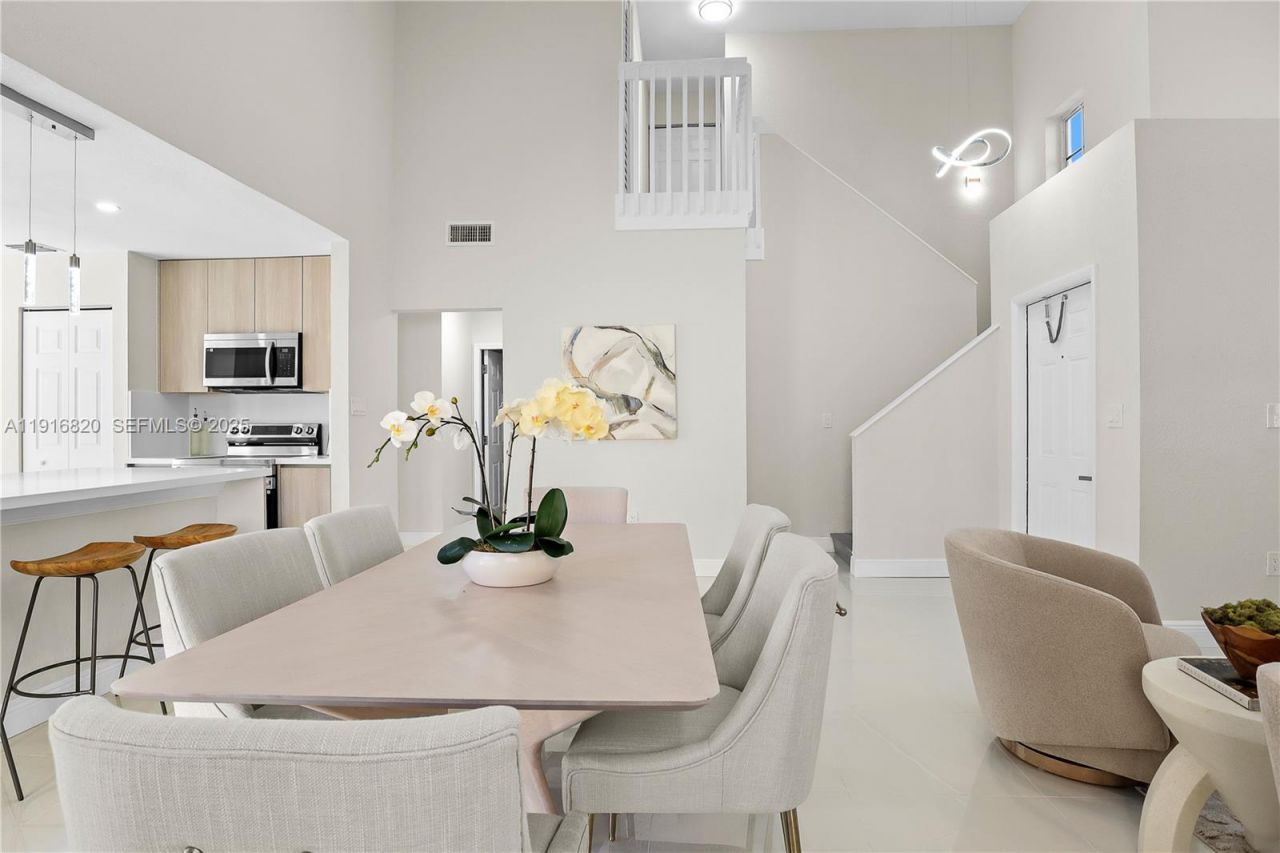 1223 NW 125th Ter, Sunrise, FL 33323 Photo