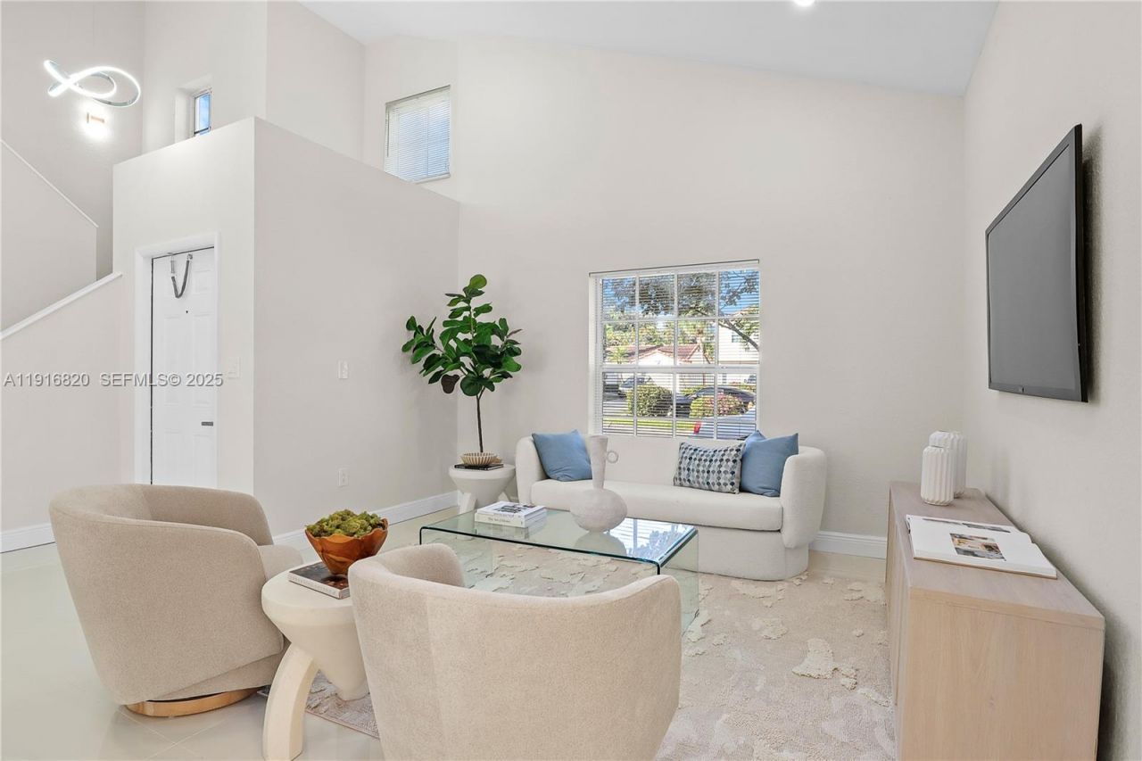 1223 NW 125th Ter, Sunrise, FL 33323 Photo