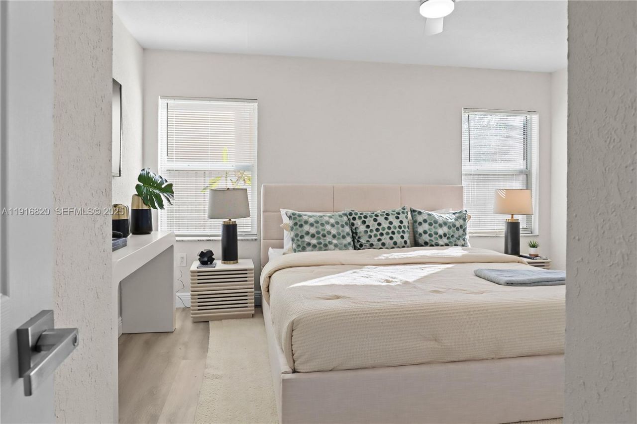 1223 NW 125th Ter, Sunrise, FL 33323 Photo