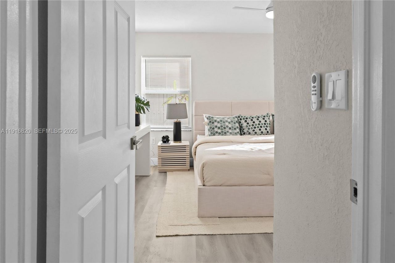 1223 NW 125th Ter, Sunrise, FL 33323 Photo