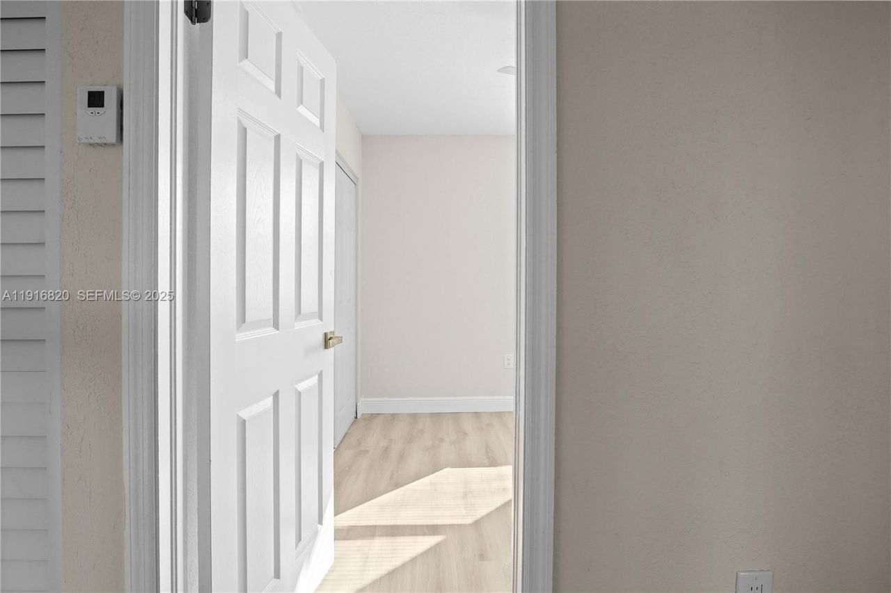 1223 NW 125th Ter, Sunrise, FL 33323 Photo