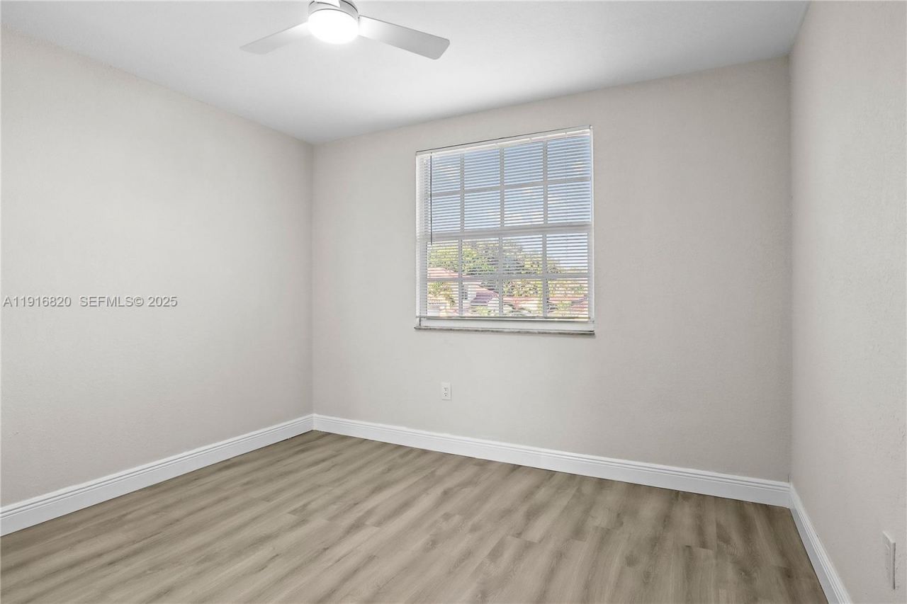 1223 NW 125th Ter, Sunrise, FL 33323 Photo