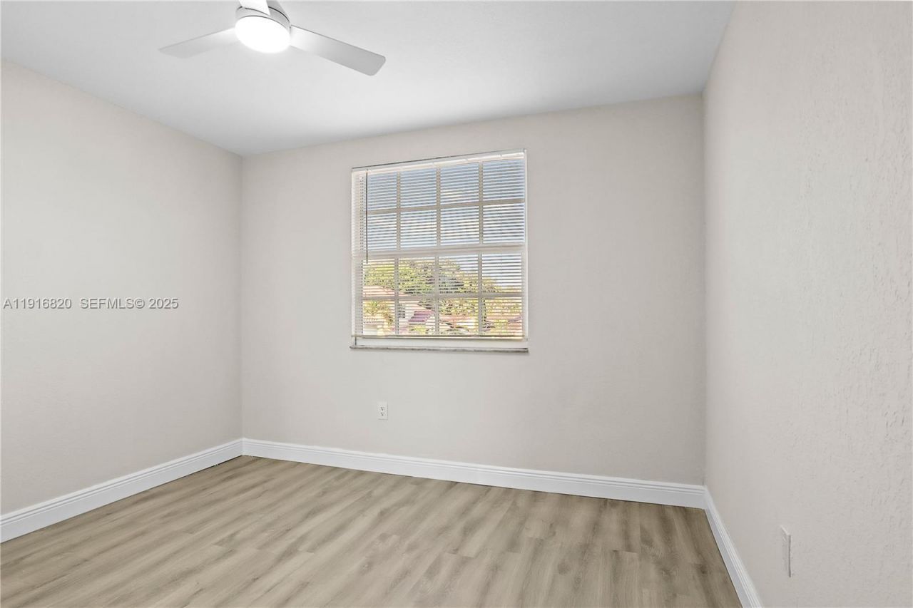 1223 NW 125th Ter, Sunrise, FL 33323 Photo