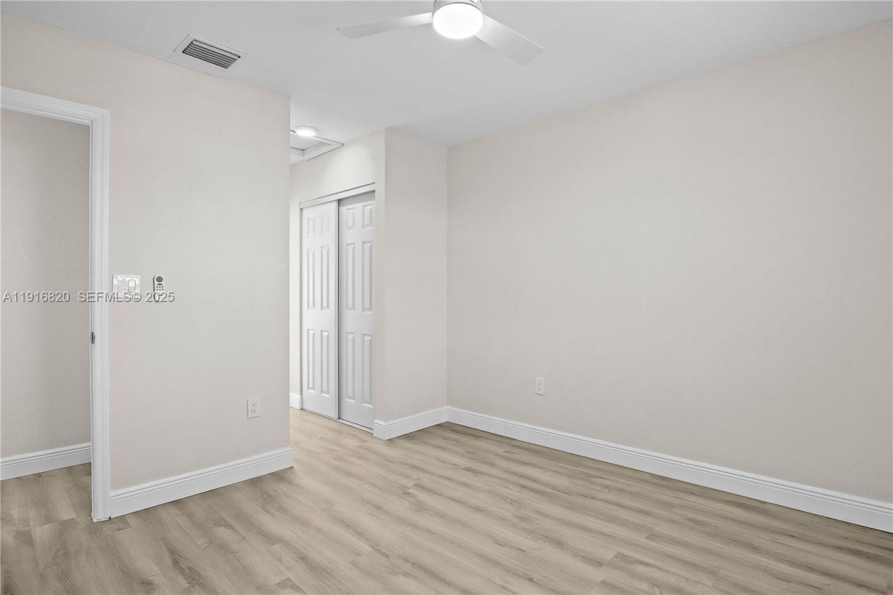 1223 NW 125th Ter, Sunrise, FL 33323 Photo