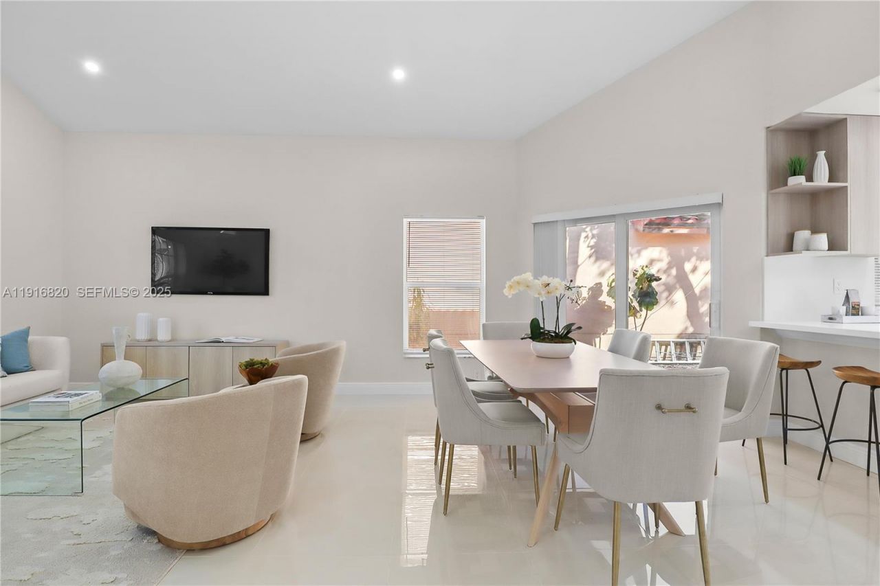 1223 NW 125th Ter, Sunrise, FL 33323 Photo