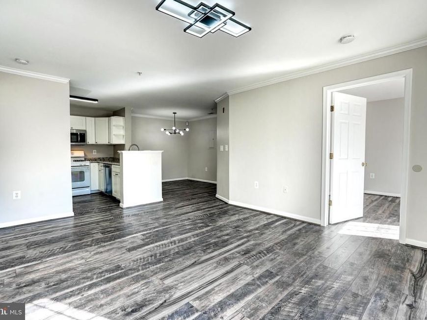 1001 Gaither Road, Unit I, Rockville, MD 20850 Main Photo