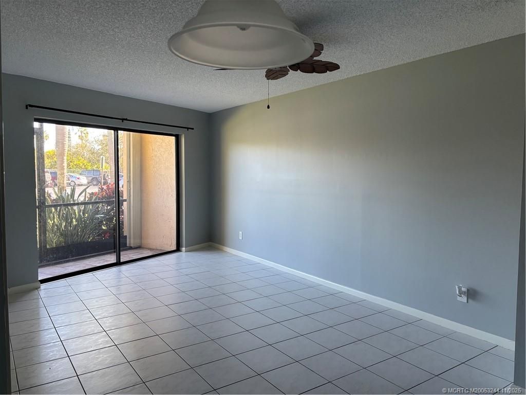 2041 NE Collins Circle, Unit 5-10, Jensen Beach, FL 34957 Photo