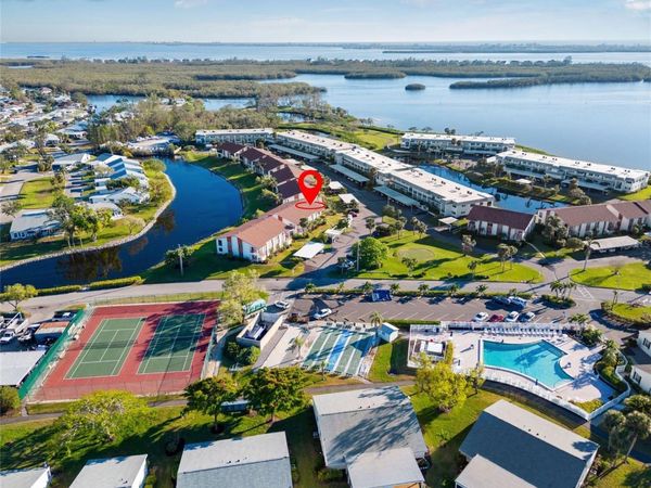 4859 INDEPENDENCE DRIVE, BRADENTON, FL 34210