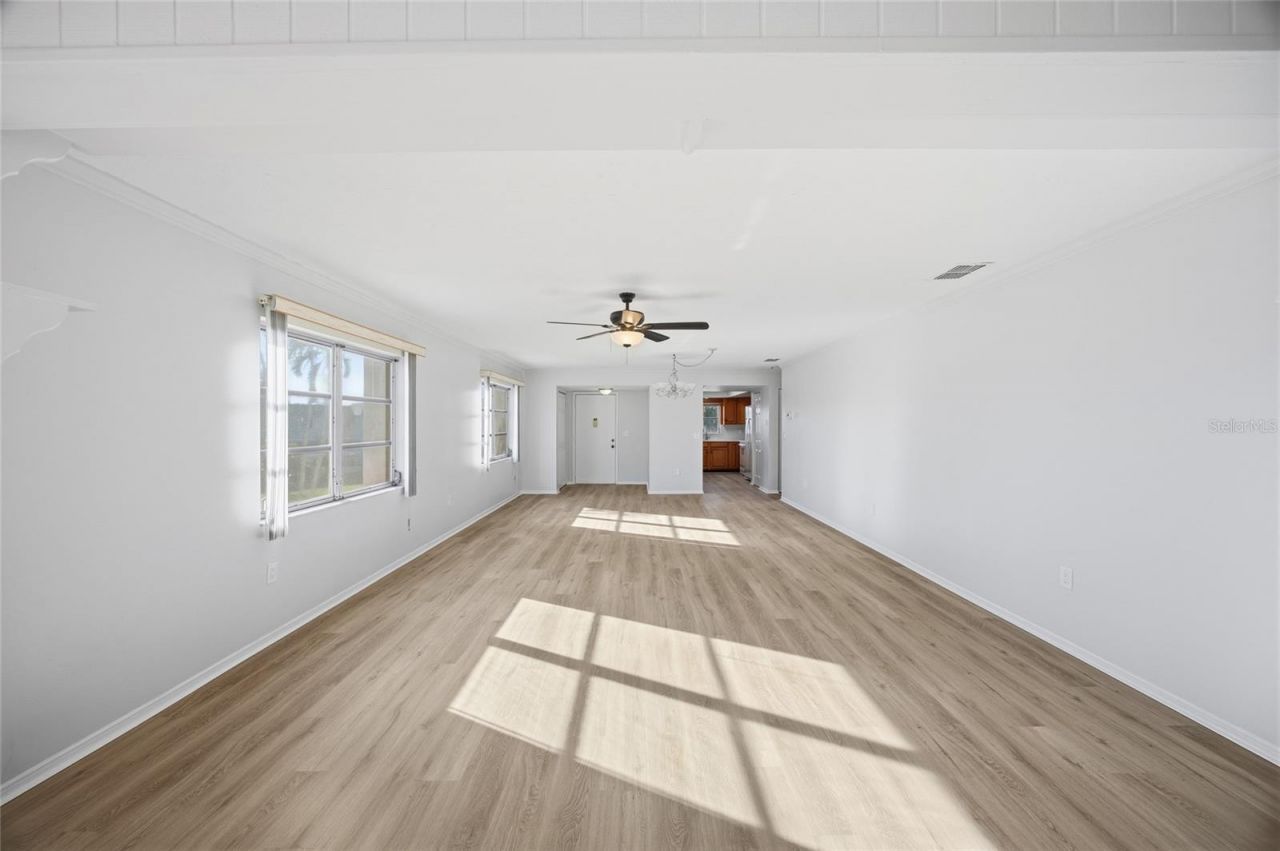 4859 Independence Drive, Bradenton, FL 34210 Photo