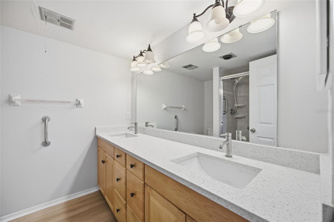 4859 Independence Drive, Bradenton, FL 34210 Photo