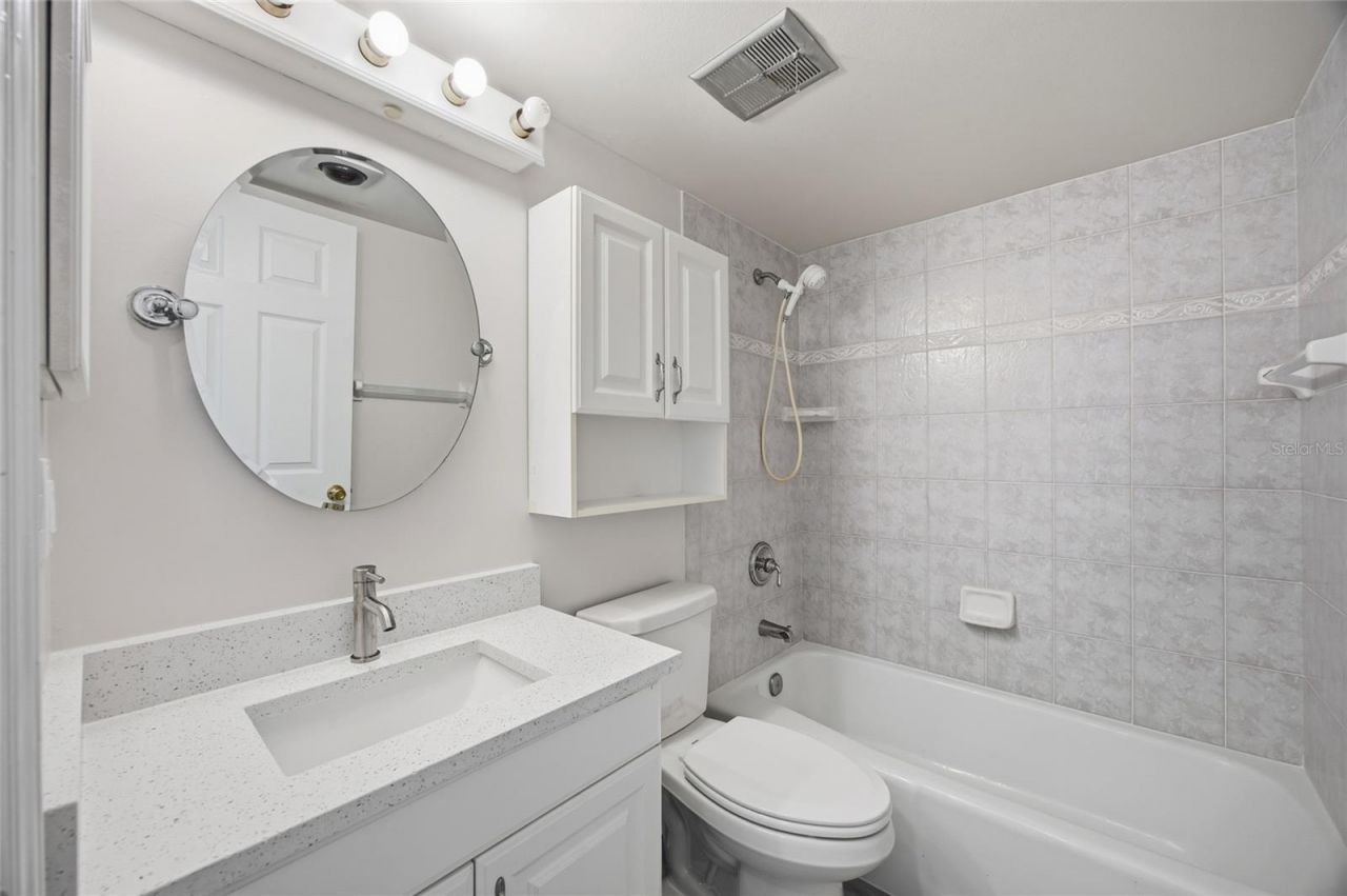 4859 Independence Drive, Bradenton, FL 34210 Photo