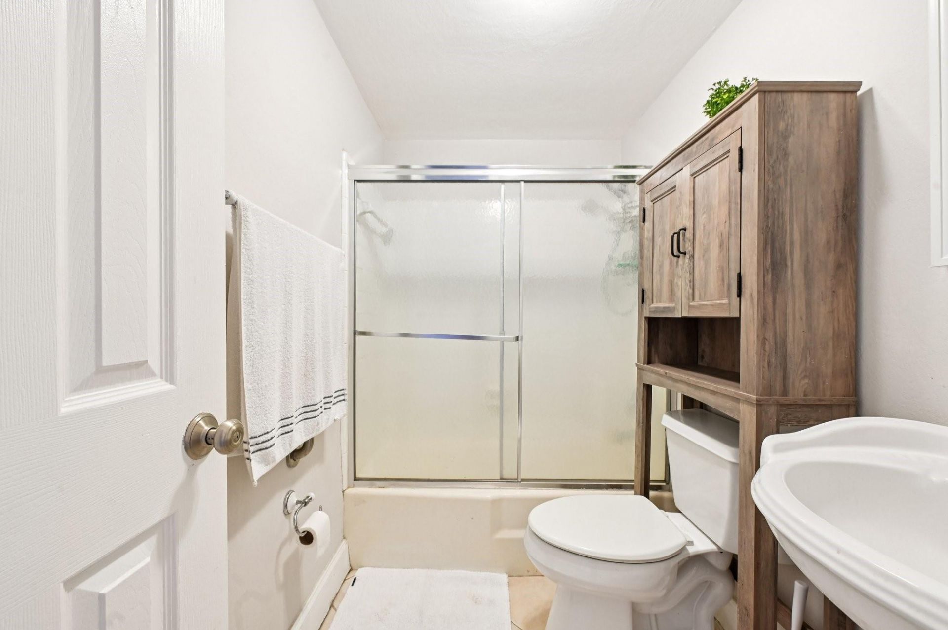 1424 Holly Heights Drive, Unit 1, Fort Lauderdale, FL 33304 Photo