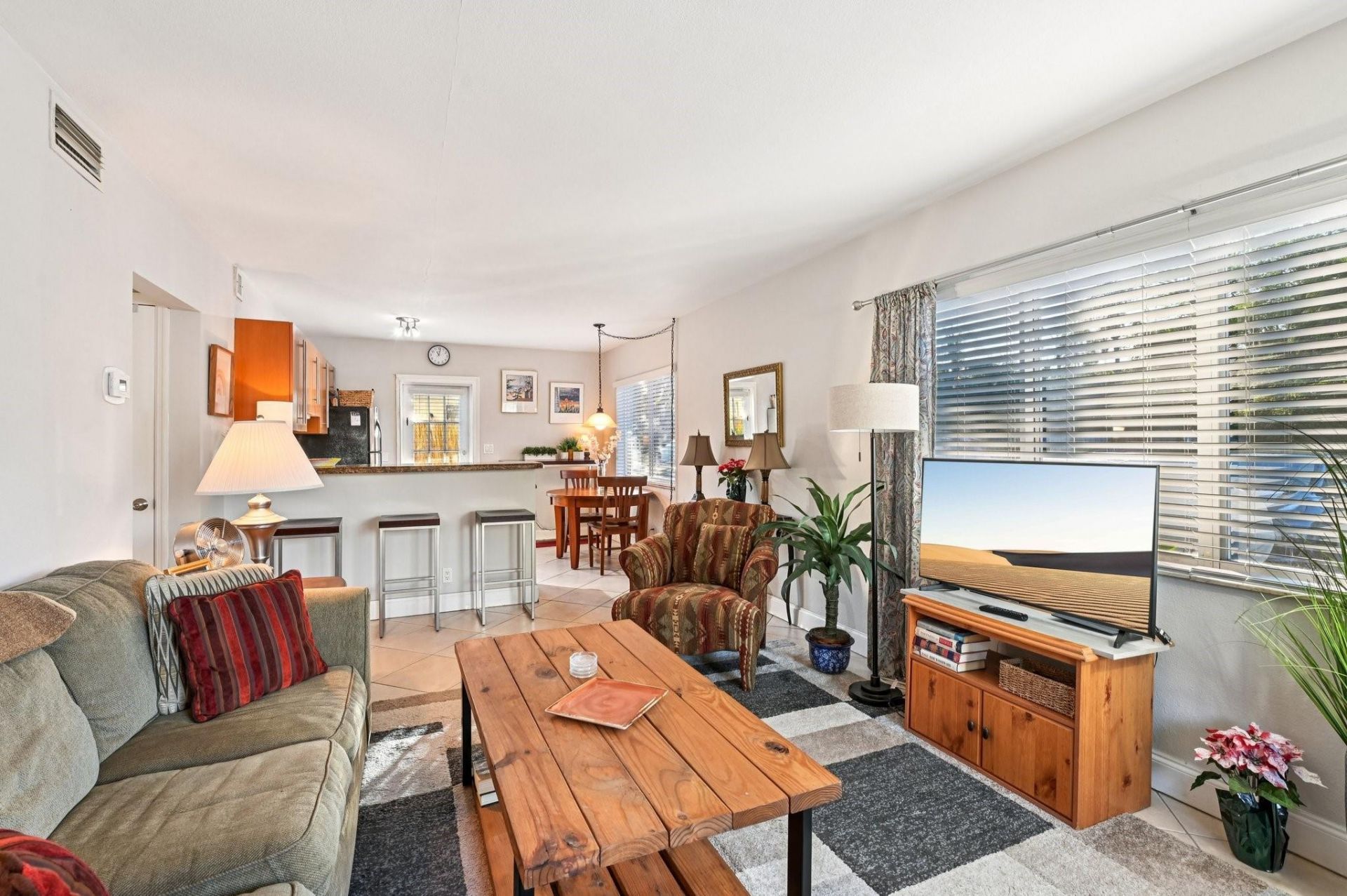 1424 Holly Heights Drive, Unit 1, Fort Lauderdale, FL 33304 Photo