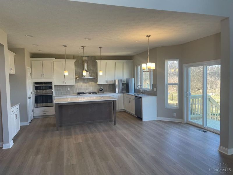 1876 Grove Park Drive, Unit 51, Miami Twp, OH 45150 Photo 9