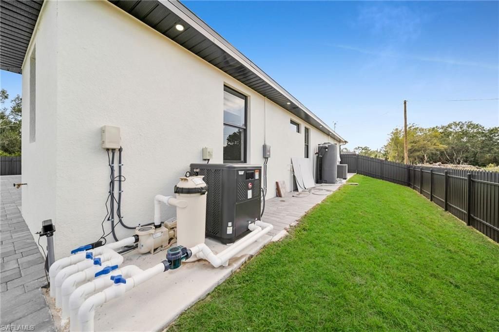 765 Central St E, Lehigh Acres, FL 33974 Photo