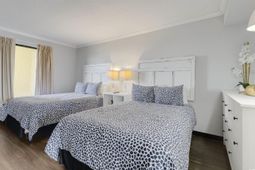 6900 N Ocean Blvd. photo 4