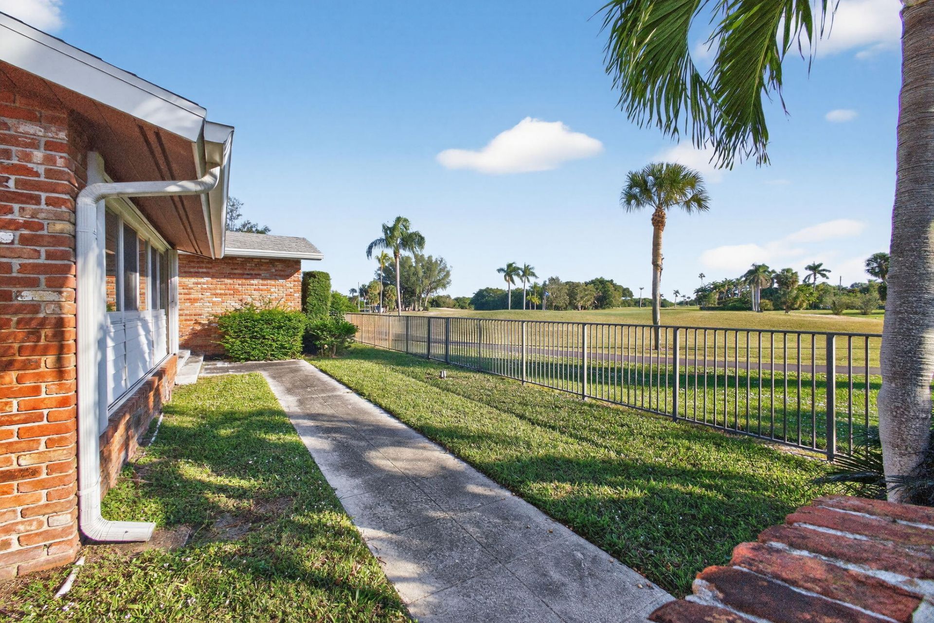 1314 N Lakeside Drive, Lake Worth Beach, FL 33460 Photo