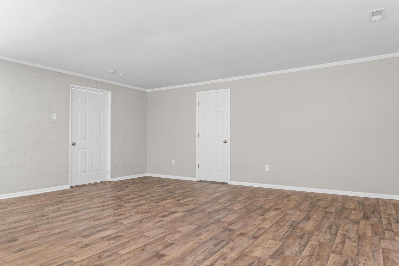 521 Bayne Street Photo 13