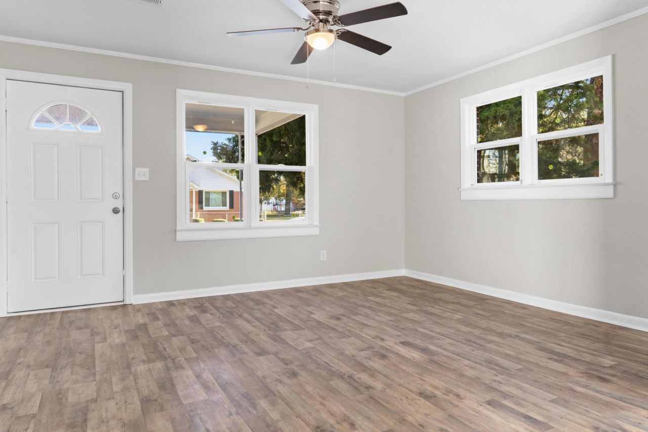 521 Bayne Street Photo 3