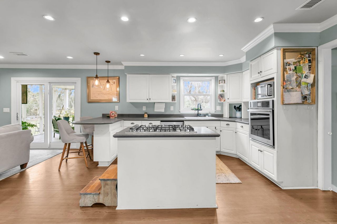 922 Preston Road Photo 14