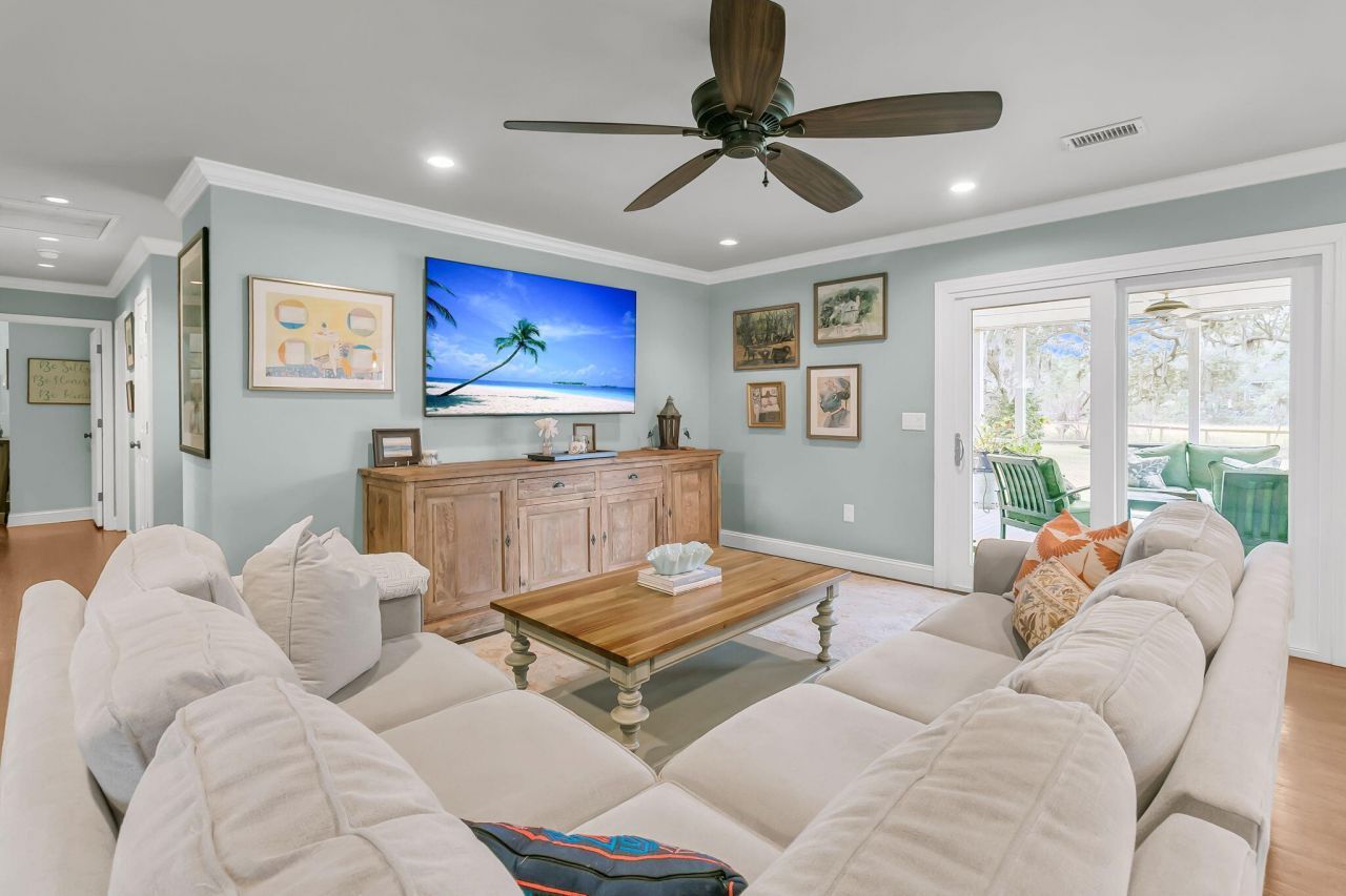 922 Preston Road Photo 15