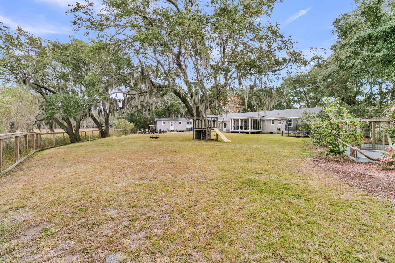 922 Preston Road Photo 46