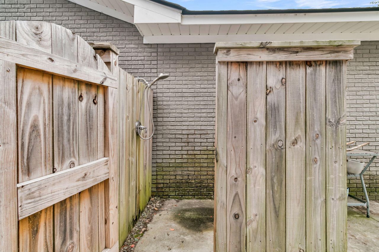 922 Preston Road Photo 55