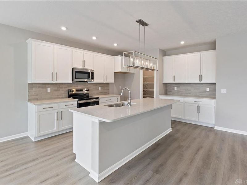 3604 Cypress Pointe Drive, Bellbrook, OH 45305 Photo 2