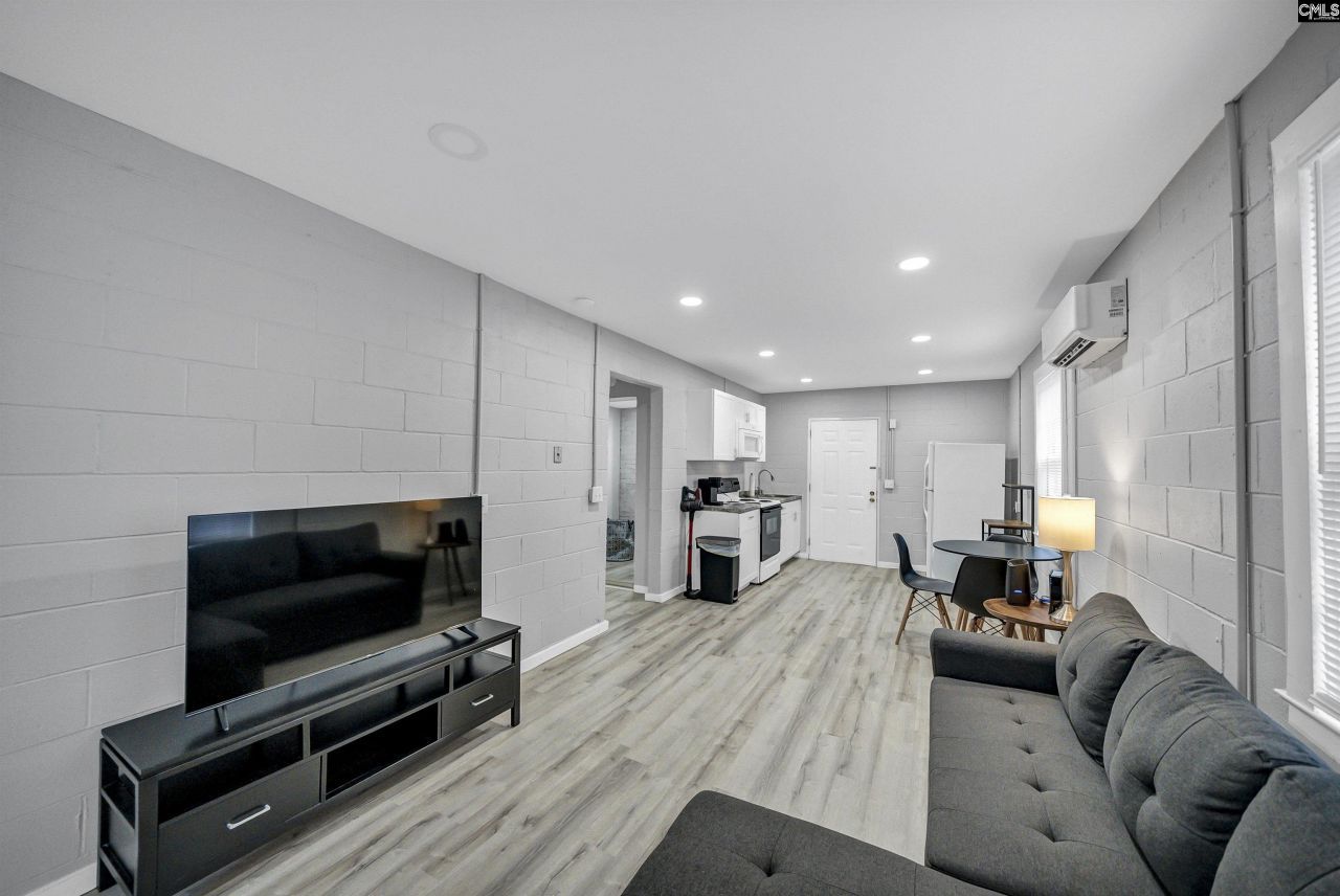 1127 Shirlington Road  Photo 26