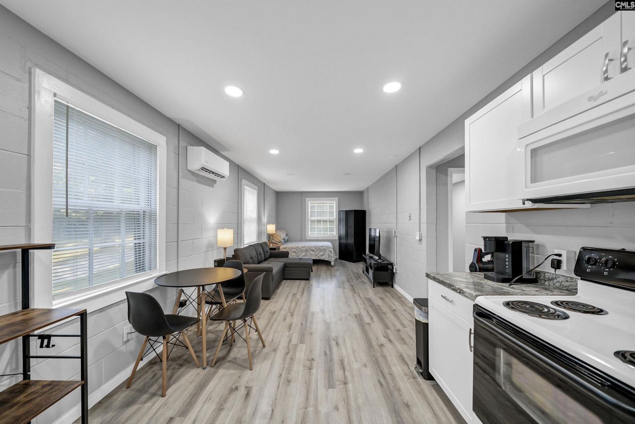 1127 Shirlington Road  Photo 28