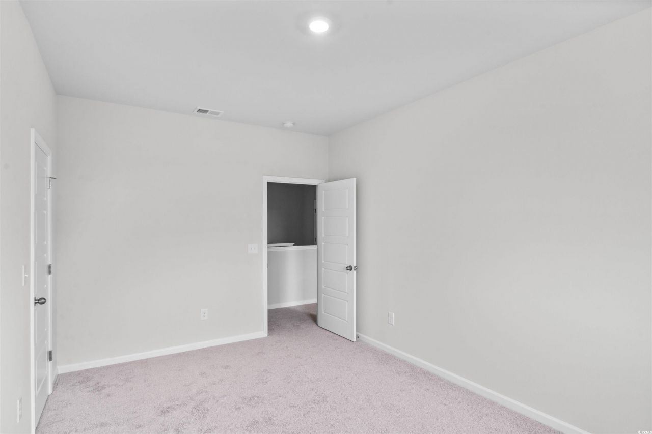 601 Southwind Way Photo 5