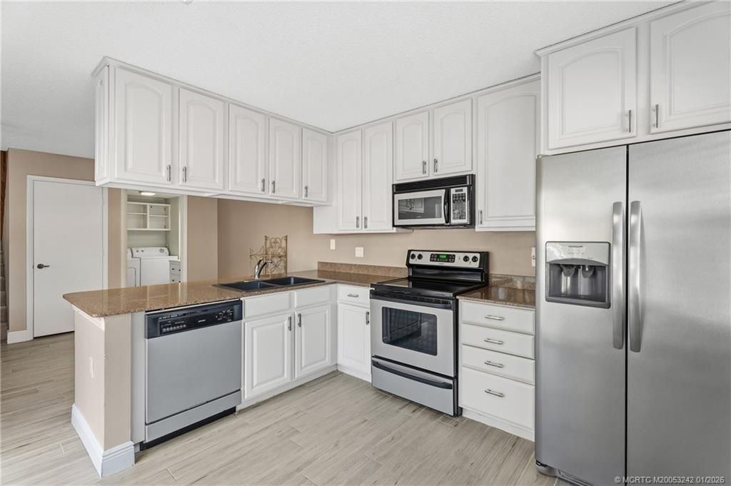 3253 SW Sunset Trace Circle, Palm City, FL 34990 Photo