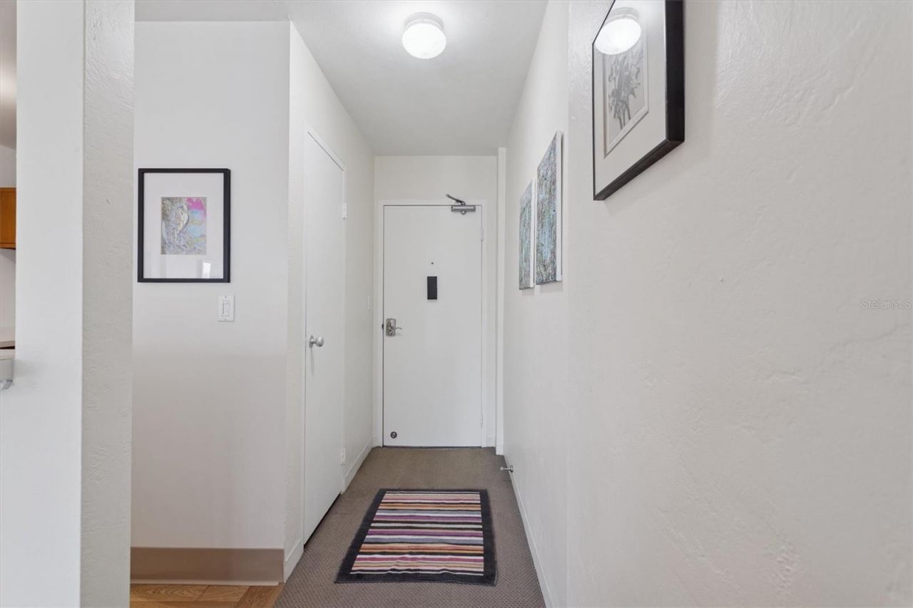 841 4th Avenue N, Unit 32, Saint Petersburg, FL 33701 Photo