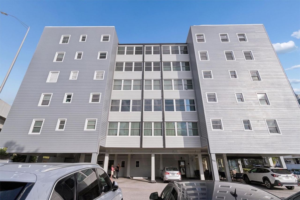 841 4th Avenue N, Unit 32, Saint Petersburg, FL 33701 Photo