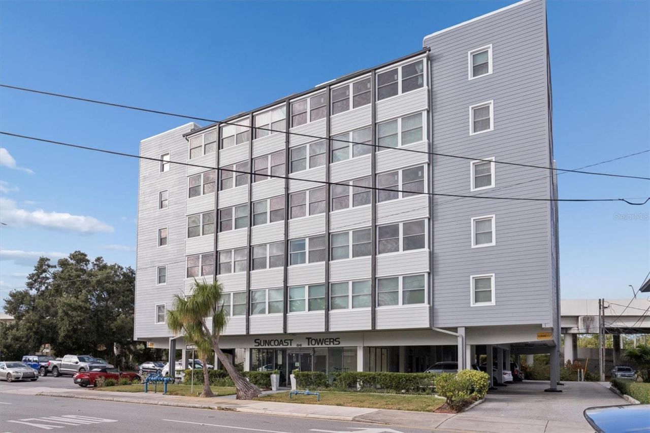 841 4th Avenue N, Unit 32, Saint Petersburg, FL 33701 Photo