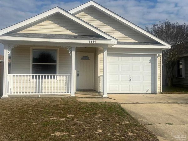 5574 Huntleigh Pl, Gulf Breeze, FL 32563