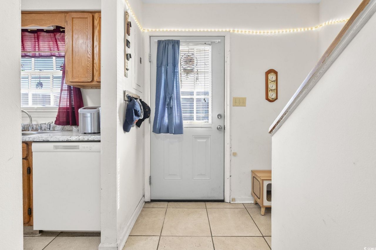 1025 Carolina Rd. Photo 2