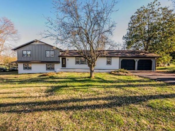 2102 Grandview Street, Bowling Green, KY 42101