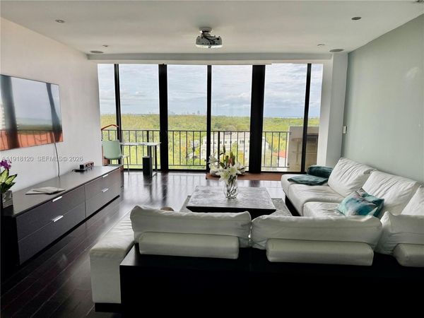 77 Crandon Blvd, Unit 10A, Key Biscayne, FL 33149