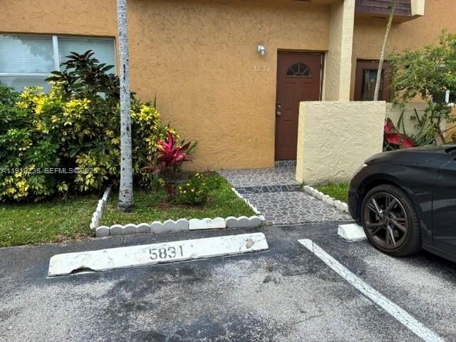 5831 Blueberry Ct, Unit 80, Lauderhill, FL 33313 Photo