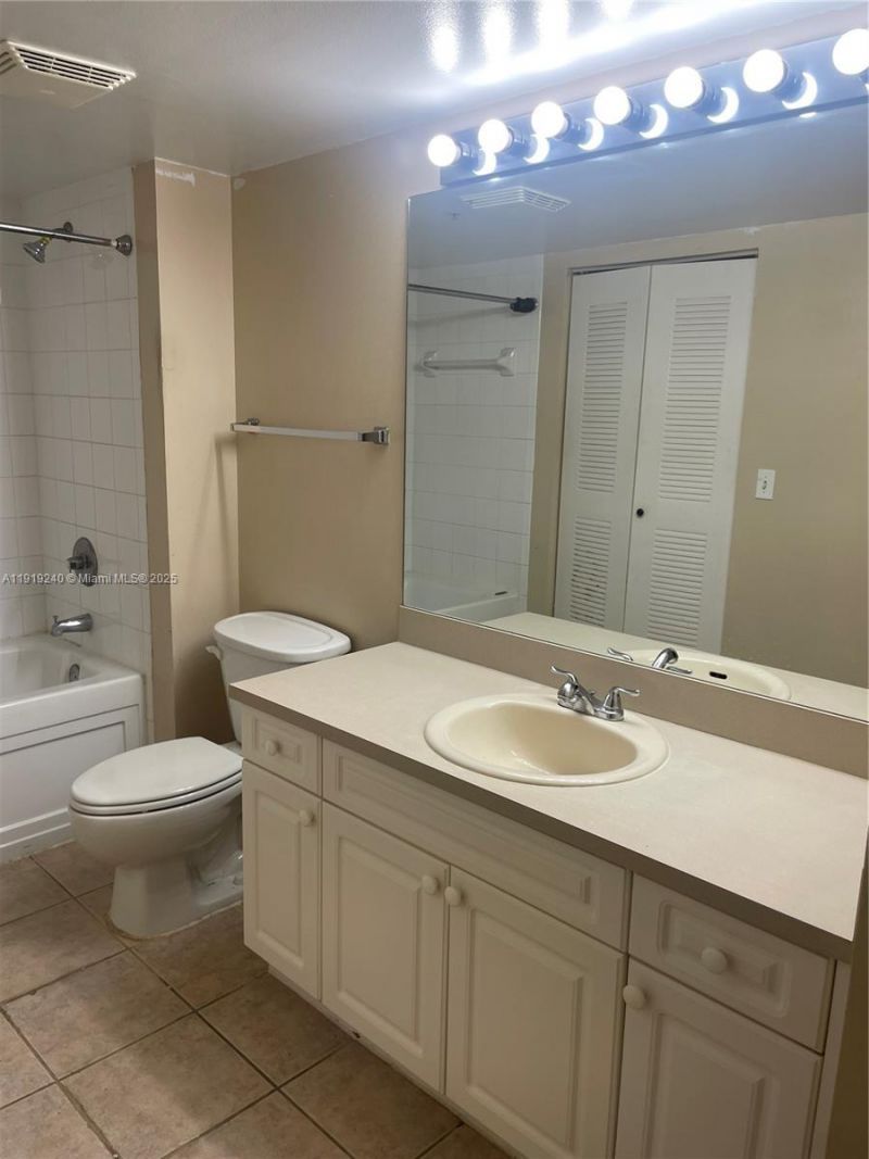 520 SE 5th Ave, Unit 1607, Fort Lauderdale, FL 33301 Photo