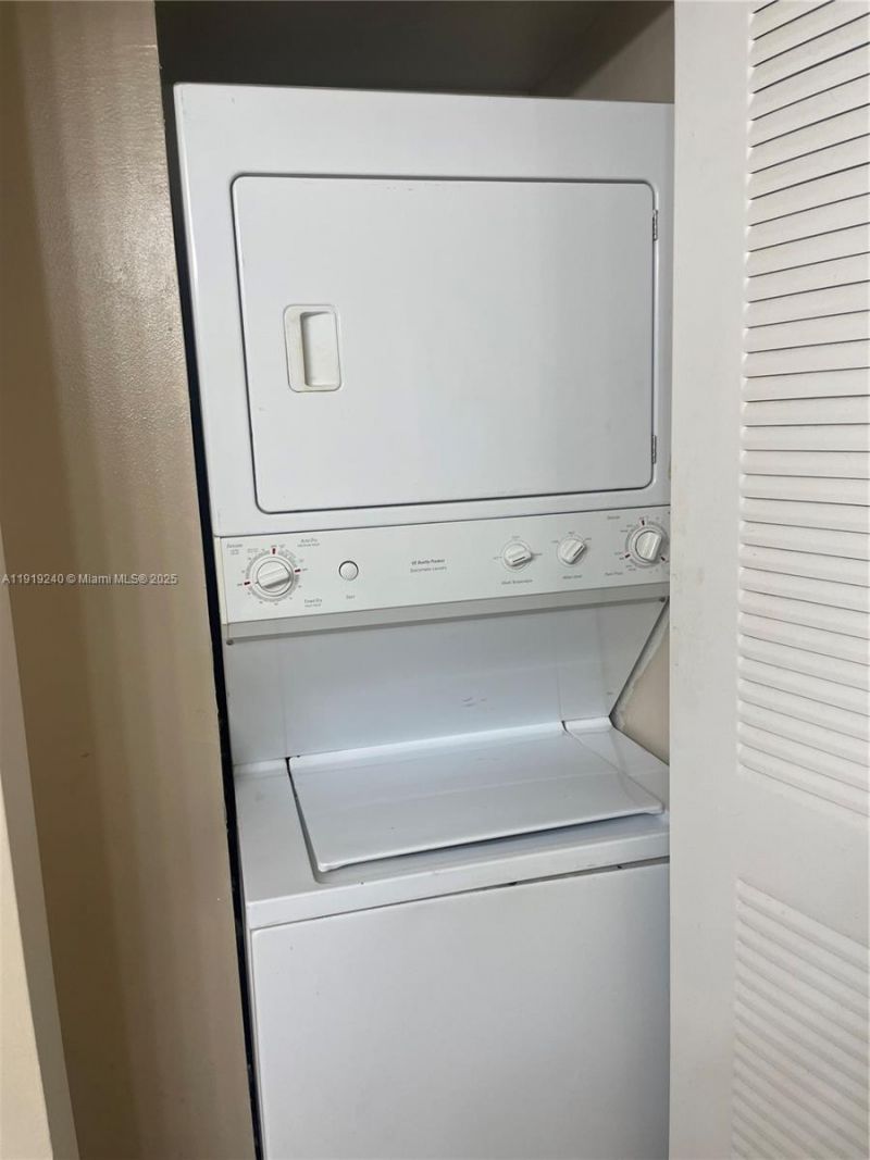 520 SE 5th Ave, Unit 1607, Fort Lauderdale, FL 33301 Photo