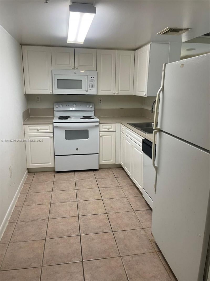 520 SE 5th Ave, Unit 1607, Fort Lauderdale, FL 33301 Photo