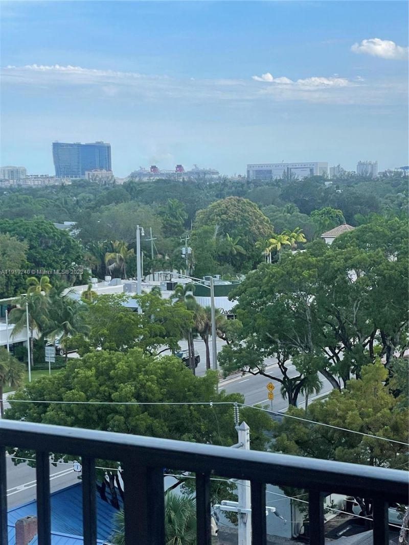 520 SE 5th Ave, Unit 1607, Fort Lauderdale, FL 33301 Photo