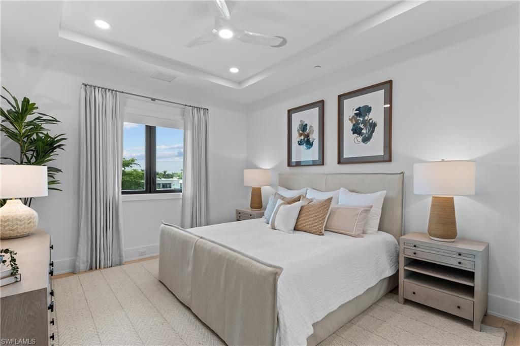 82 9th St S, Unit 301, Naples, FL 34102 Photo